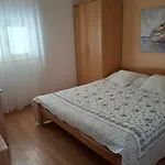 Family Dominkovic Apartman