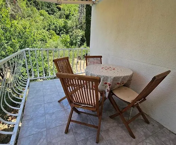 公寓 Family Dominkovic 洛帕德